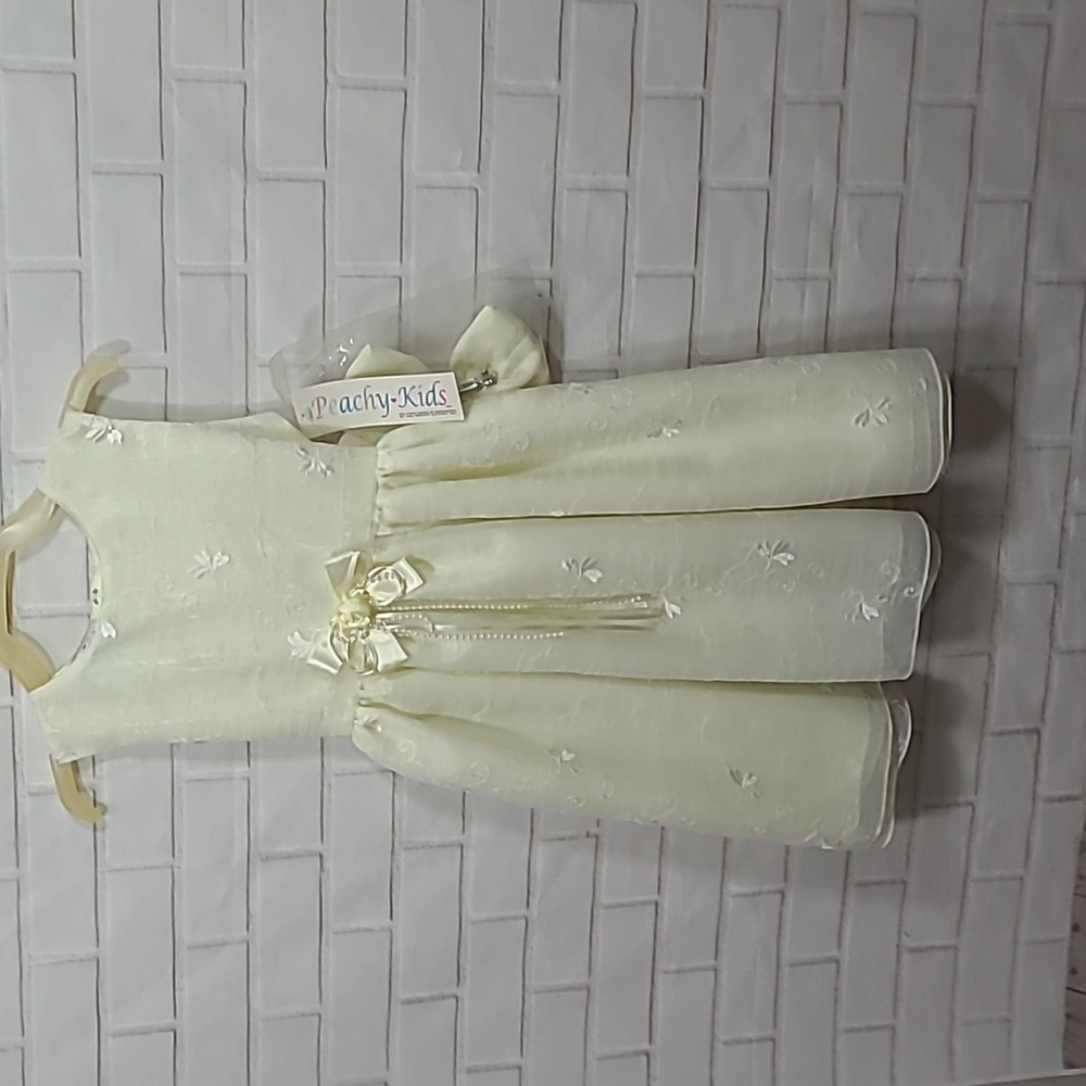 NWT Pale yellow Peachy Kids dress and matching hair bow